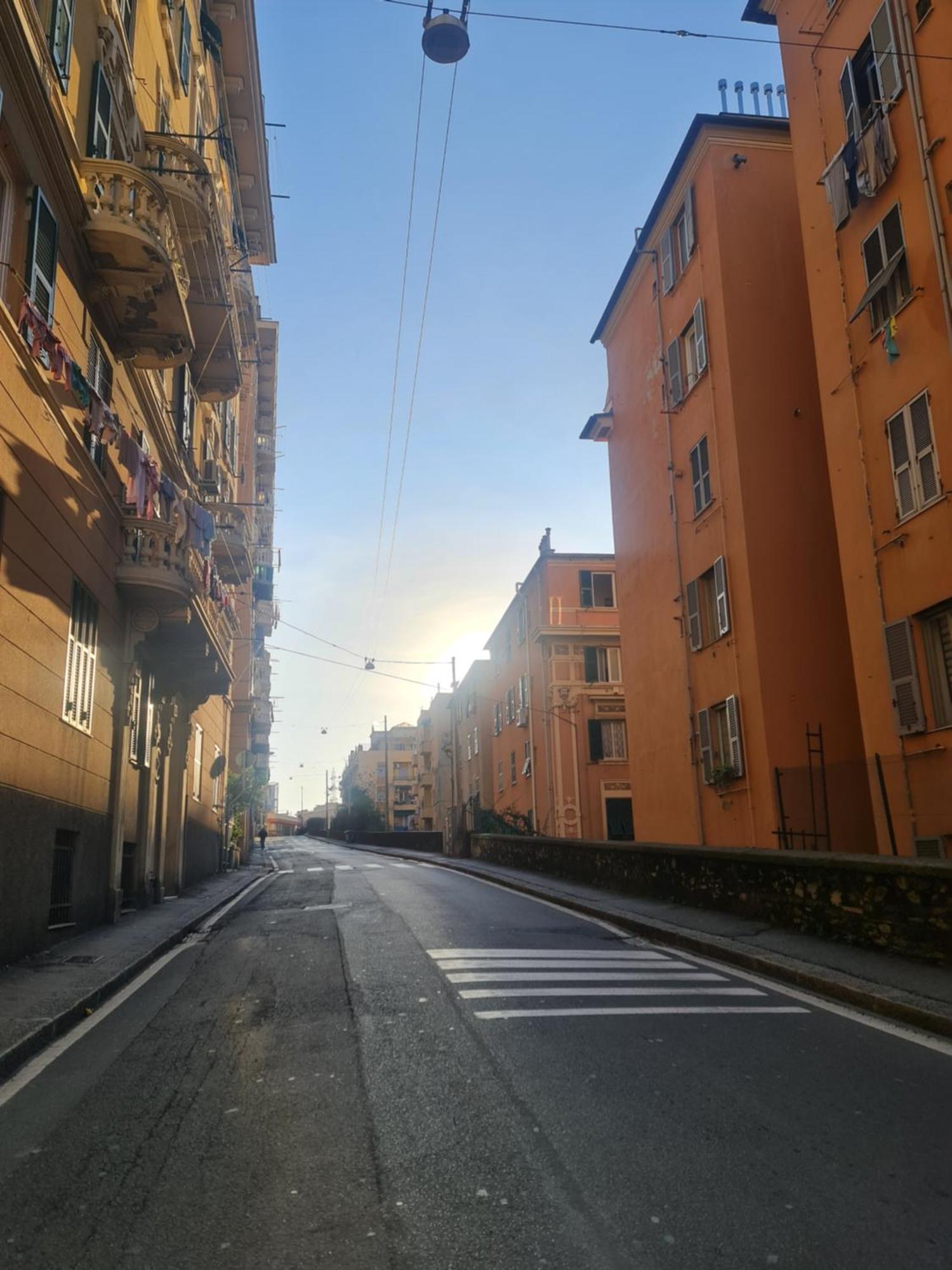Ampio Appartamento Con 2 Posti Auto E Cortile เจนัว ภายนอก รูปภาพ